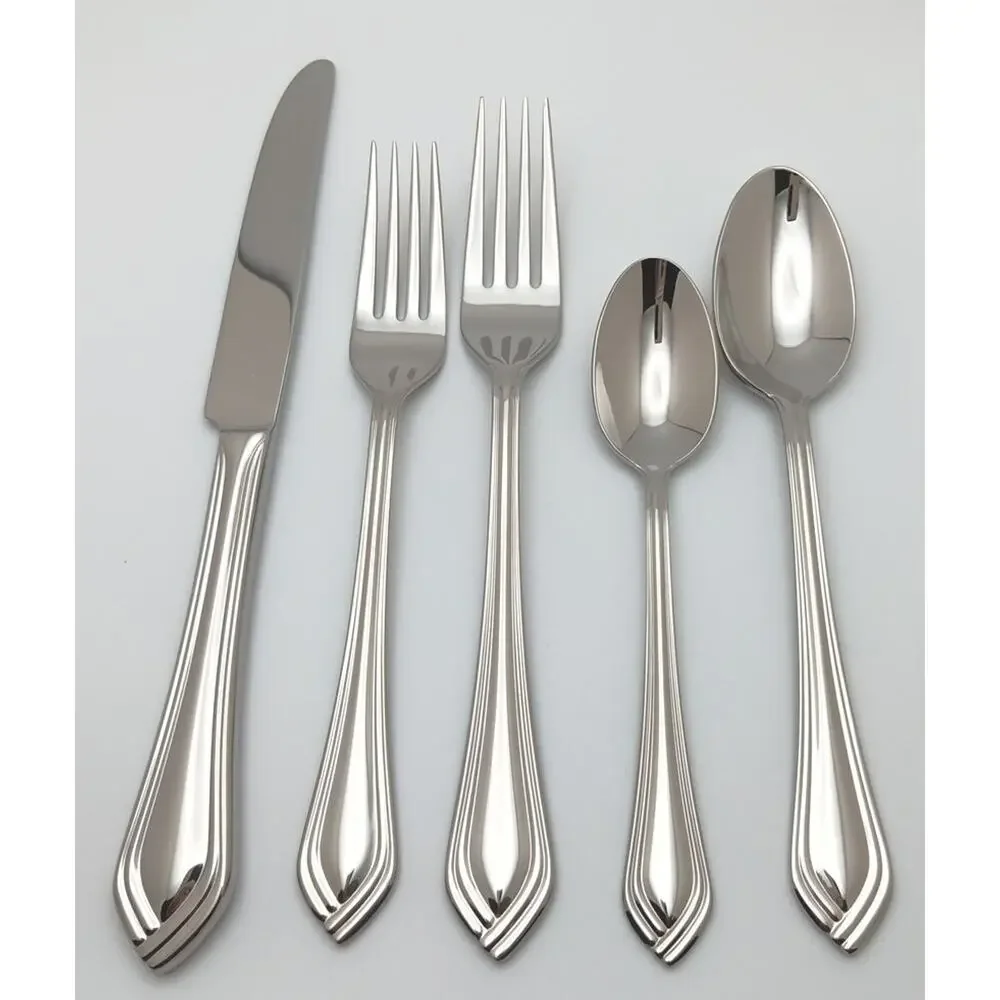 Reed & Barton Brookhaven 5 Piece Place Set 18/10 Stainless Flatware Vietnam